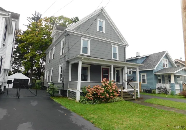 Photo 3 of Sale Pending at 144 E Seneca Turnpike, Syracuse, NY 13205 | MLS# S1711607 | Listing updated on 2026-09-08