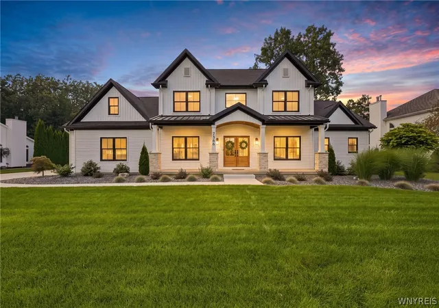 Photo 2 of Single family home for sale at 7366 Winbert Dr, North Tonawanda, NY 14120 | MLS# B1711358 | Listing updated on 2026-09-10