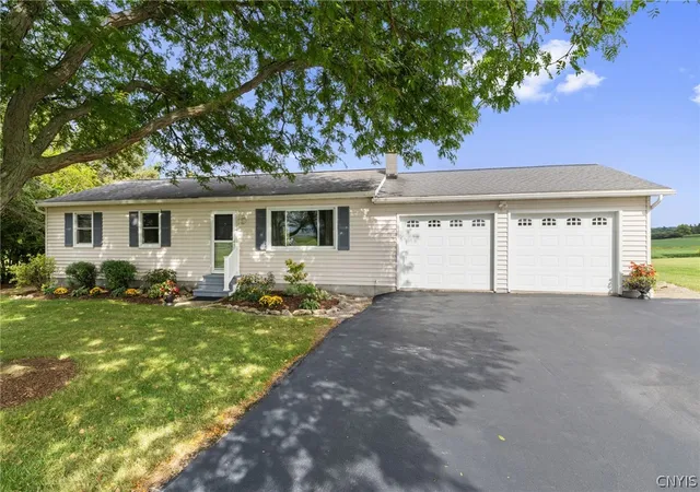 Photo 1 of Single family home for sale at 4966 Martin Rd, Auburn, NY 13021 | MLS# S1709987 | Listing updated on 2026-09-06