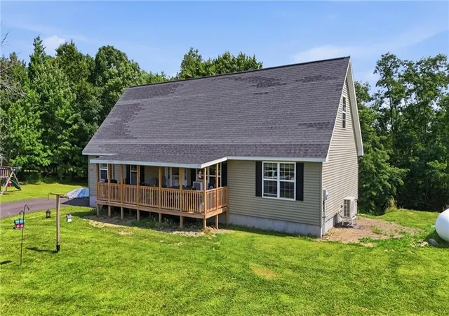 Photo 1 of Single family home for sale at 177 Durfee Hl Rd, Ithaca, NY 14850 | MLS# R1712303 | Listing updated on 2026-09-04