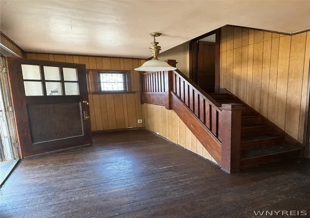 Photo 3 of Single family home for sale at 297 Dewey Ave, Buffalo, NY 14214 | MLS# B1712332 | Listing updated on 2026-09-12