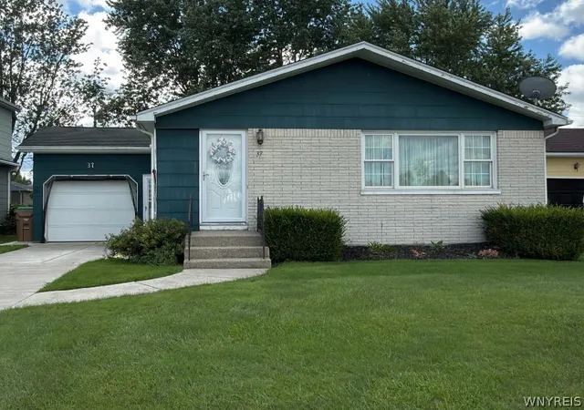 Photo 1 of Single family home for sale at 37 Moorman Dr, Buffalo, NY 14225 | MLS# B1710185 | Listing updated on 2026-09-14