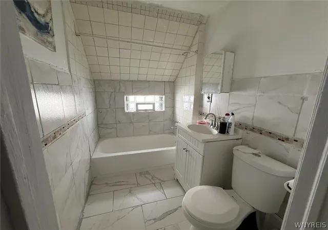 Listing Photo 5 - Condo for sale in building located at 539 Sherman St, Buffalo, NY 14211