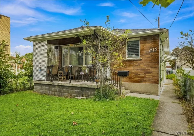 Photo 1 of Single family home for sale at 2410 Falls St, Niagara Falls, NY 14303 | MLS# B1711048 | Listing updated on 2026-09-04