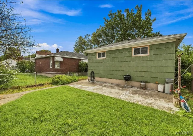 Photo 4 of Single family home for sale at 2410 Falls St, Niagara Falls, NY 14303 | MLS# B1711048 | Listing updated on 2026-09-04