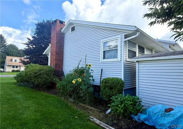Photo 2 of Sale Pending at 1262 Isabel Dr, Cortland, NY 13045 | MLS# S1711312 | Listing updated on 2026-09-12
