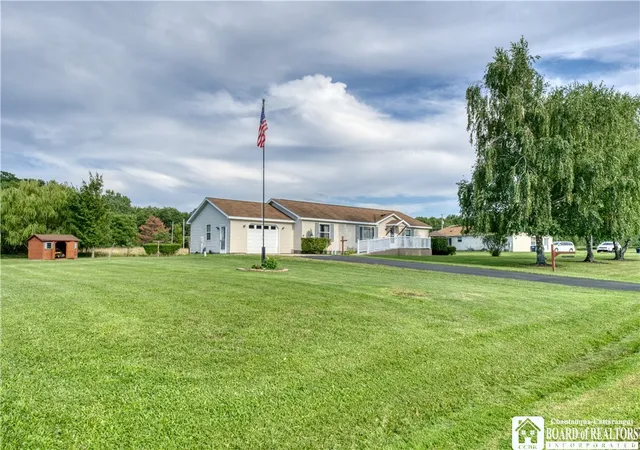 Photo 2 of Manufactured home for sale at 10 Haywood Dr, Brocton, NY 14716 | MLS# R1711789 | Listing updated on 2026-09-09