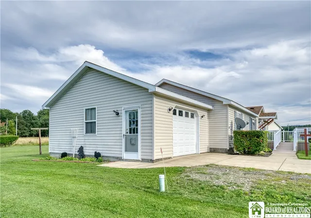 Photo 2 of Manufactured home for sale at 10 Haywood Dr, Brocton, NY 14716 | MLS# R1711789 | Listing updated on 2026-09-09