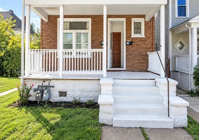 Photo 4 of Multi family home for sale at 731 Northampton St, Buffalo, NY 14211 | MLS# B1712269 | Listing updated on 2026-09-12