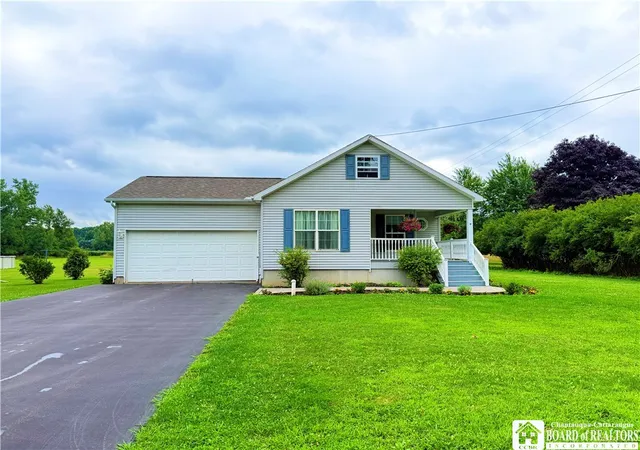 Photo 1 of Single family home for sale at 59 Elm St, Fredonia, NY 14063 | MLS# R1712520 | Listing updated on 2026-09-08