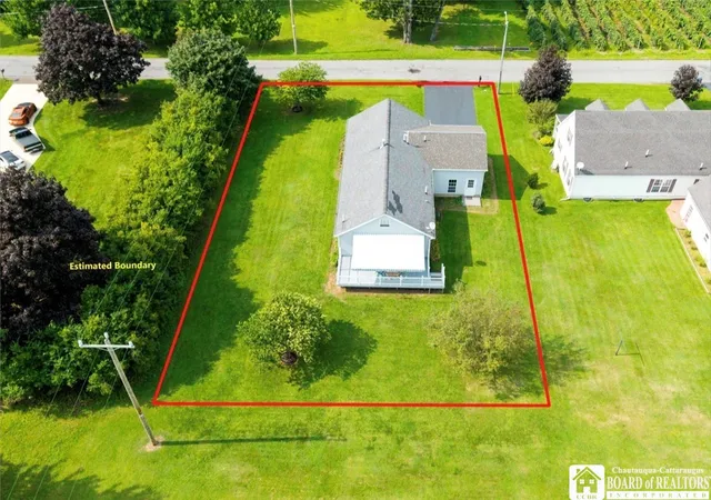 Photo 3 of Single family home for sale at 59 Elm St, Fredonia, NY 14063 | MLS# R1712520 | Listing updated on 2026-09-08