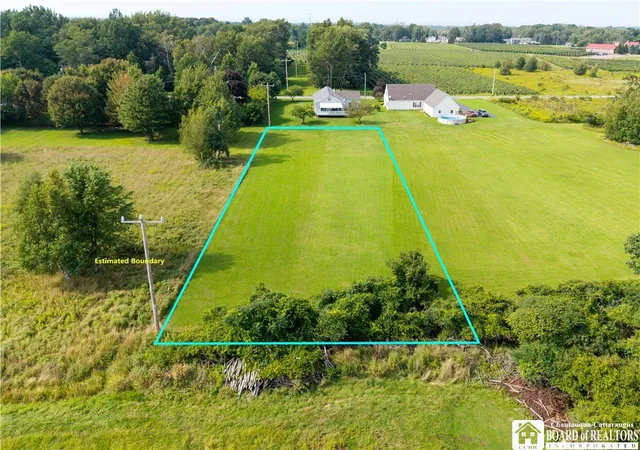 Photo 4 of Single family home for sale at 59 Elm St, Fredonia, NY 14063 | MLS# R1712520 | Listing updated on 2026-09-08