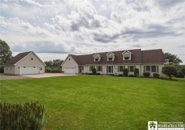 Photo 1 of Single family home for sale at 545 Warren Rd, Frewsburg, NY 14738 | MLS# R1712533 | Listing updated on 2026-09-05