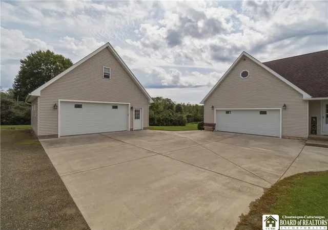 Photo 3 of Single family home for sale at 545 Warren Rd, Frewsburg, NY 14738 | MLS# R1712533 | Listing updated on 2026-09-05