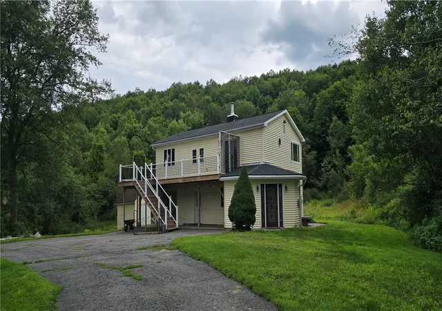 Single family home for sale at 800 N Sanford Rd, Deposit, NY 13754 | MLS# R1710775