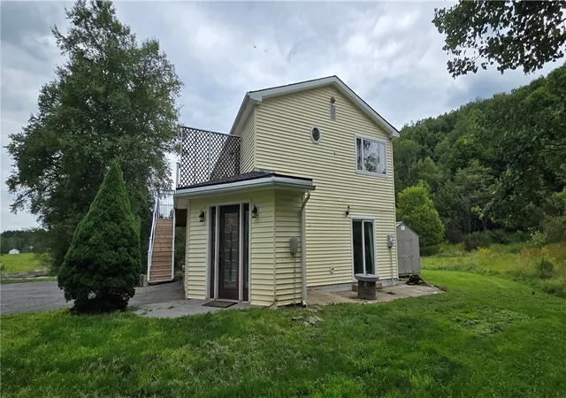 Photo 3 of Single family home for sale at 800 N Sanford Rd, Deposit, NY 13754 | MLS# R1710775 | Listing updated on 2026-09-10