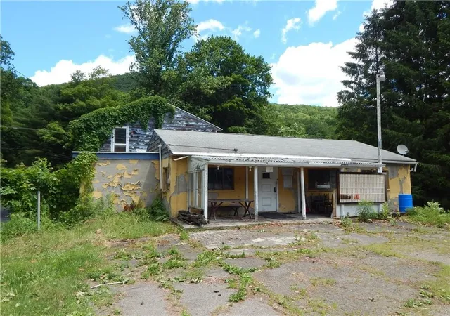 Single family home for sale at 2338 State Route 352, Elmira, NY 14903 | MLS# R1712093