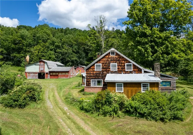 Photo 1 of Single family home for sale at 1563 Upper Perch Lake Rd, Andes, NY 13731 | MLS# R1711475 | Listing updated on 2026-09-08