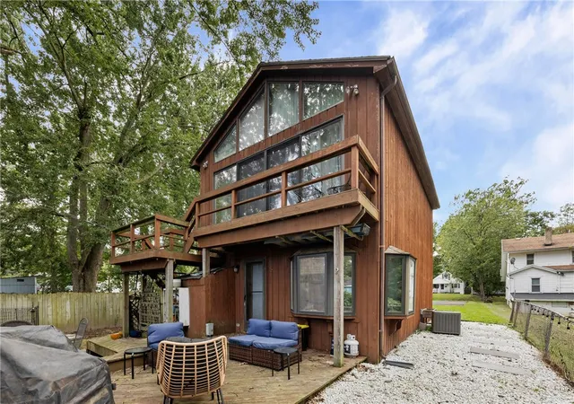 Photo 1 of Sale Pending at 566 Washington Ave, Rochester, NY 14617 | MLS# R1712528 | Listing updated on 2026-09-11