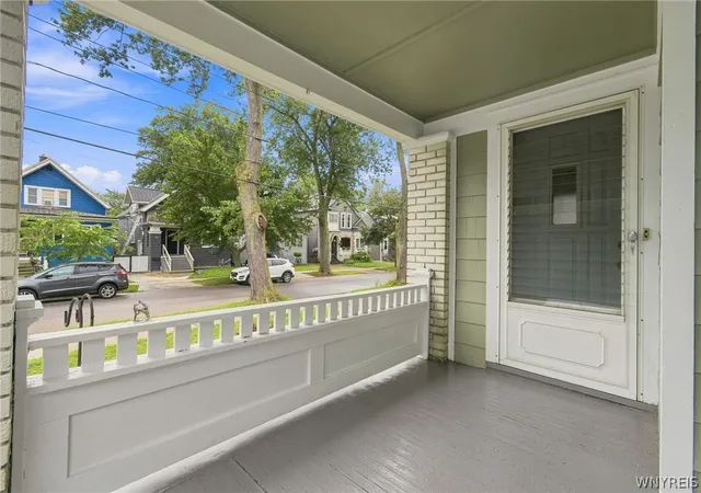 Listing Photo 4 - Condo for sale in building located at 176 Crystal Ave, Buffalo, NY 14220