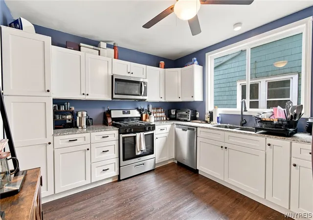 Listing Photo 5 - Condo for sale in building located at 176 Crystal Ave, Buffalo, NY 14220