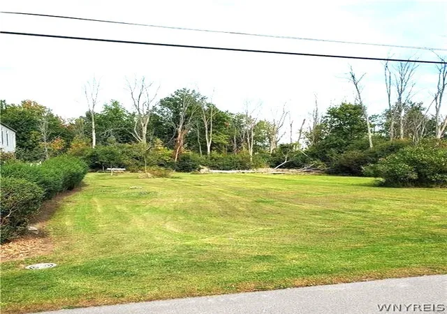 Photo 1 of Sale Pending at 1573 Swann Rd, Lewiston, NY 14092 | MLS# B1712598 | Listing updated on 2026-09-05