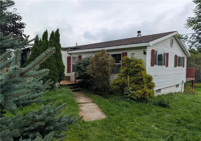 Photo 1 of Single family home for sale at 926 County Hwy 49, New Berlin, NY 13411 | MLS# R1712172 | Listing updated on 2026-09-05