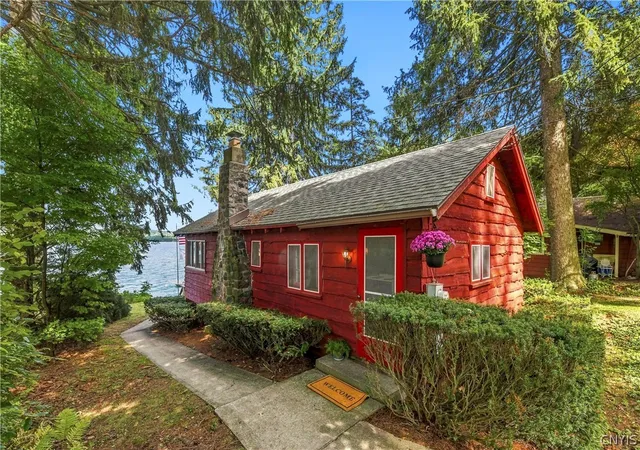 Photo 1 of Single family home for sale at 1695 Russells, Skaneateles, NY 13152 | MLS# S1711605 | Listing updated on 2026-09-11