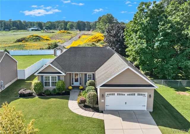 Photo 1 of Sale Pending at 691 E Goundry St, North Tonawanda, NY 14120 | MLS# B1712575 | Listing updated on 2026-09-22