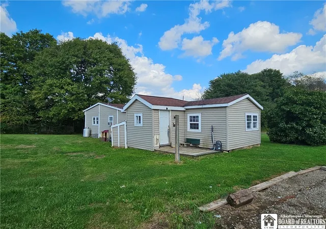 Photo 3 of Manufactured home for sale at 2125 Fox Rd, Ashville, NY 14710 | MLS# R1712397 | Listing updated on 2026-09-15