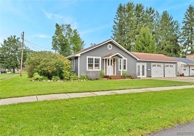 Photo 3 of Sale Pending at 1 Stuart Ave, Arcade, NY 14009 | MLS# B1712626 | Listing updated on 2026-09-14