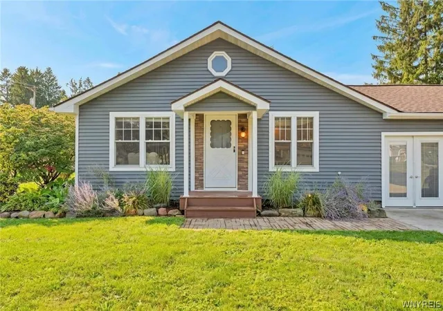 Photo 4 of Sale Pending at 1 Stuart Ave, Arcade, NY 14009 | MLS# B1712626 | Listing updated on 2026-09-14