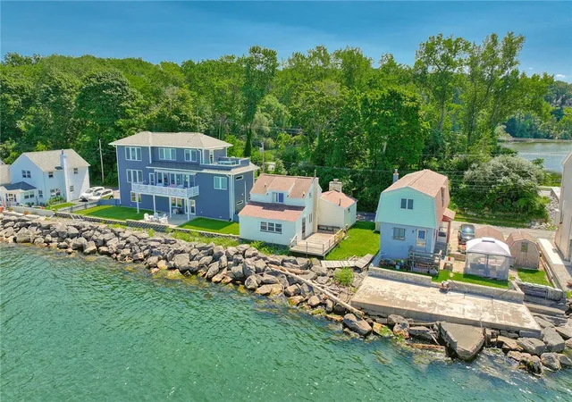 Photo 3 of Sale Pending at 374 Lake Rd, Webster, NY 14580 | MLS# R1710962 | Listing updated on 2026-09-06
