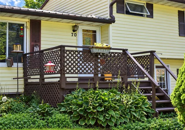 Photo 3 of Single family home for sale at 70 School View Rd, Roxbury, NY 12474 | MLS# R1712650 | Listing updated on 2026-09-12