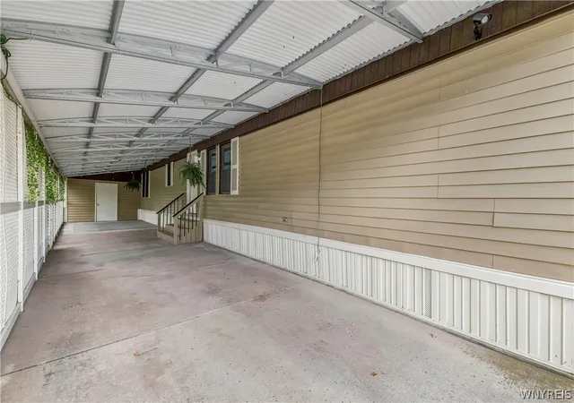 Photo 3 of Manufactured home for sale at 29 Jenny Ct, Buffalo, NY 14225 | MLS# B1712569 | Listing updated on 2026-09-09