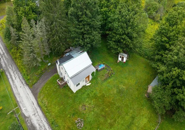 Photo 2 of Single family home for sale at 112 Gulf Rd, Hartwick, NY 13348 | MLS# R1712352 | Listing updated on 2026-09-15