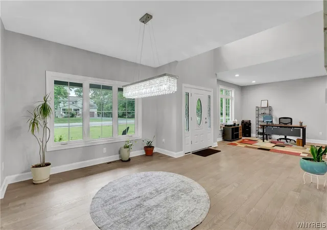 Photo 4 of Single family home for sale at 924 Klein Rd, Buffalo, NY 14221 | MLS# B1712573 | Listing updated on 2026-09-09