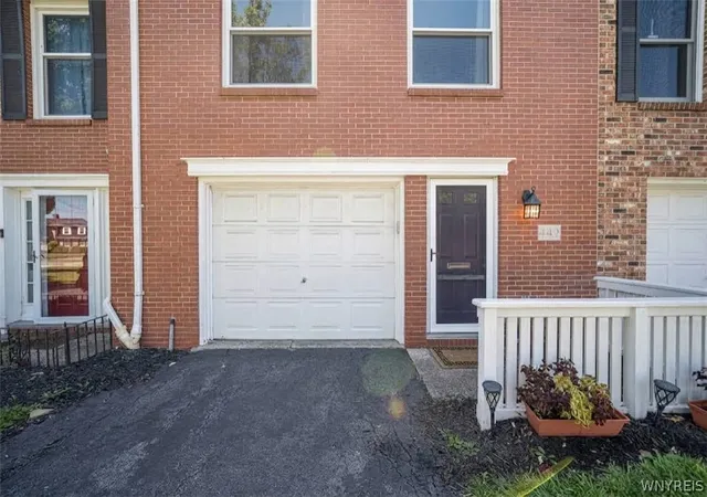 Photo 2 of Townhouse for sale at 442 Burroughs Dr, Buffalo, NY 14226 | MLS# B1711317 | Listing updated on 2026-09-12