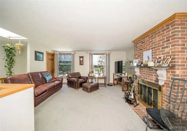Photo 4 of Townhouse for sale at 442 Burroughs Dr, Buffalo, NY 14226 | MLS# B1711317 | Listing updated on 2026-09-12