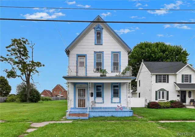 Multi family home for sale at 317 Pratt St, Buffalo, NY 14204 | MLS# B1712983