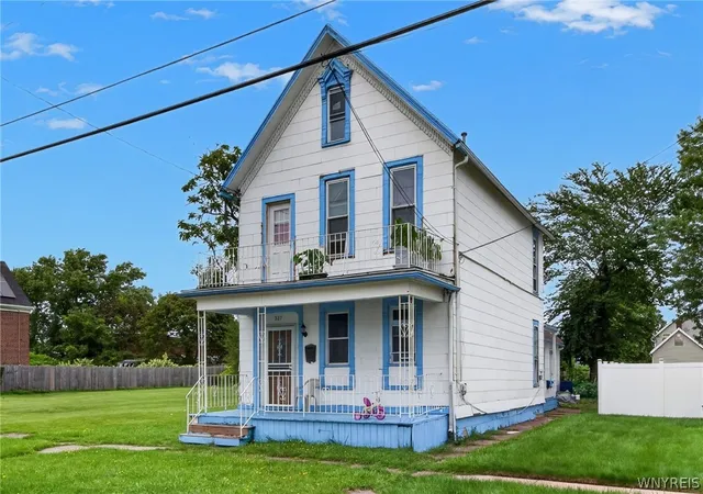 Photo 2 of Multi family home for sale at 317 Pratt St, Buffalo, NY 14204 | MLS# B1712983 | Listing updated on 2026-09-08