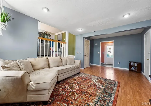 Photo 4 of Single family home for sale at 8152 Scotia Ln, Liverpool, NY 13090 | MLS# S1712324 | Listing updated on 2026-09-08