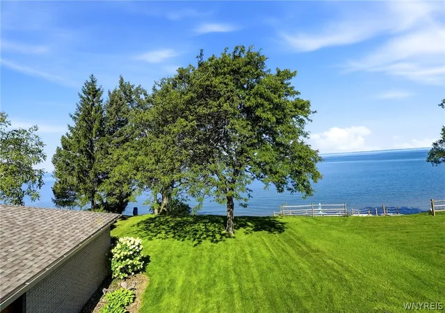 Photo 3 of Sale Pending at 4826 Lake Shore Rd, Hamburg, NY 14075 | MLS# B1712203 | Listing updated on 2026-09-16