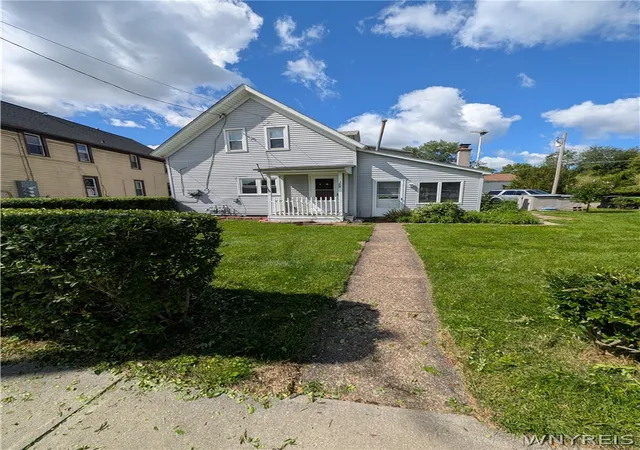 Photo 3 of Sale Pending at 388 Main St, Tonawanda, NY 14150 | MLS# B1712752 | Listing updated on 2026-09-18