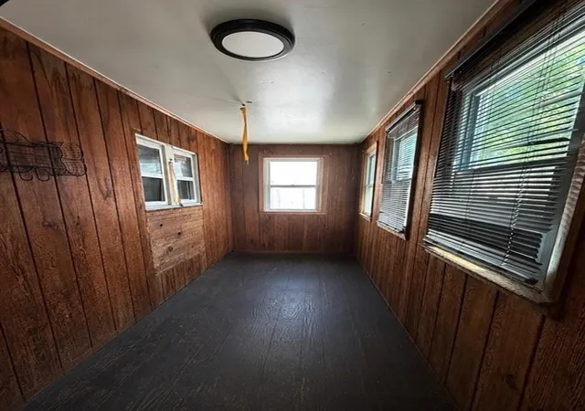 Photo 2 of Sale Pending at 197 Sherman St, Rochester, NY 14606 | MLS# R1712475 | Listing updated on 2026-09-14