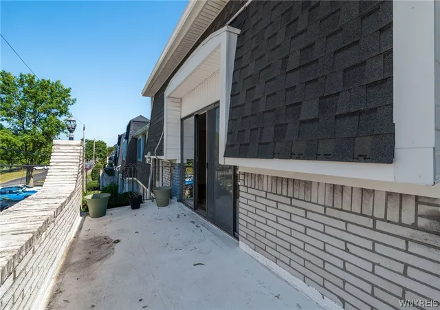 Photo 3 of Condo for sale at 132 Harrogate Sq #E, Buffalo, NY 14221 | MLS# B1713062 | Listing updated on 2026-09-16