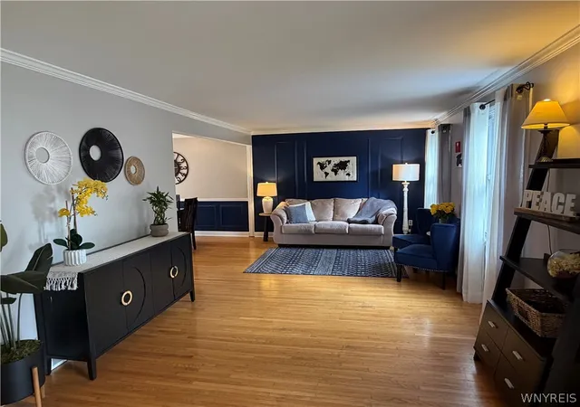 Photo 3 of Single family home for sale at 64 Meadow Run, Hamburg, NY 14075 | MLS# B1712750 | Listing updated on 2026-09-12