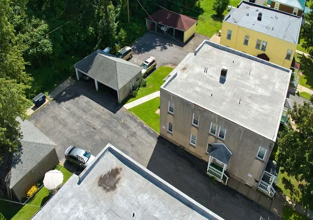 Photo 3 of Multi family home for sale at 35-37 Union St #35, Sidney, NY 13838 | MLS# R1712177 | Listing updated on 2026-09-11