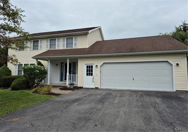 Photo 3 of Single family home for sale at 110 Cedarcrest Ln, Oneida, NY 13421 | MLS# S1713143 | Listing updated on 2026-09-10