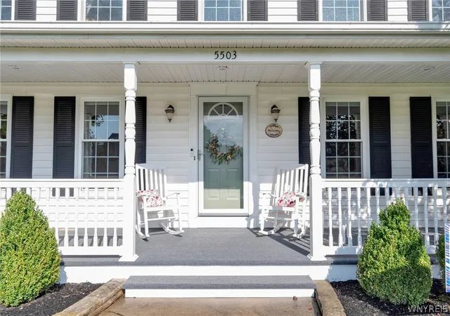 Photo 3 of Single family home for sale at 5503 Hartford Dr, Lockport, NY 14094 | MLS# B1712949 | Listing updated on 2026-09-12